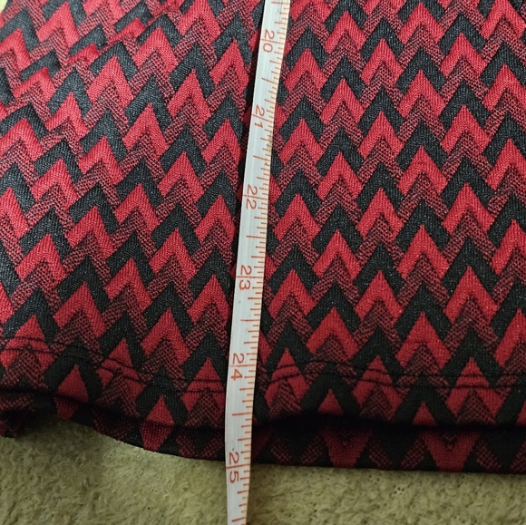 3/$10 Art and Soul | Red & Black 3/4 Sleeve Top w/ Faux Leather Trim size Medium - Picture 5 of 6